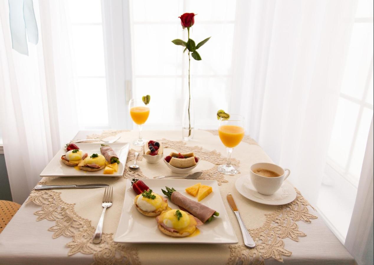 Bed and Breakfast Au Coeur De Saint-Sauveur Экстерьер фото